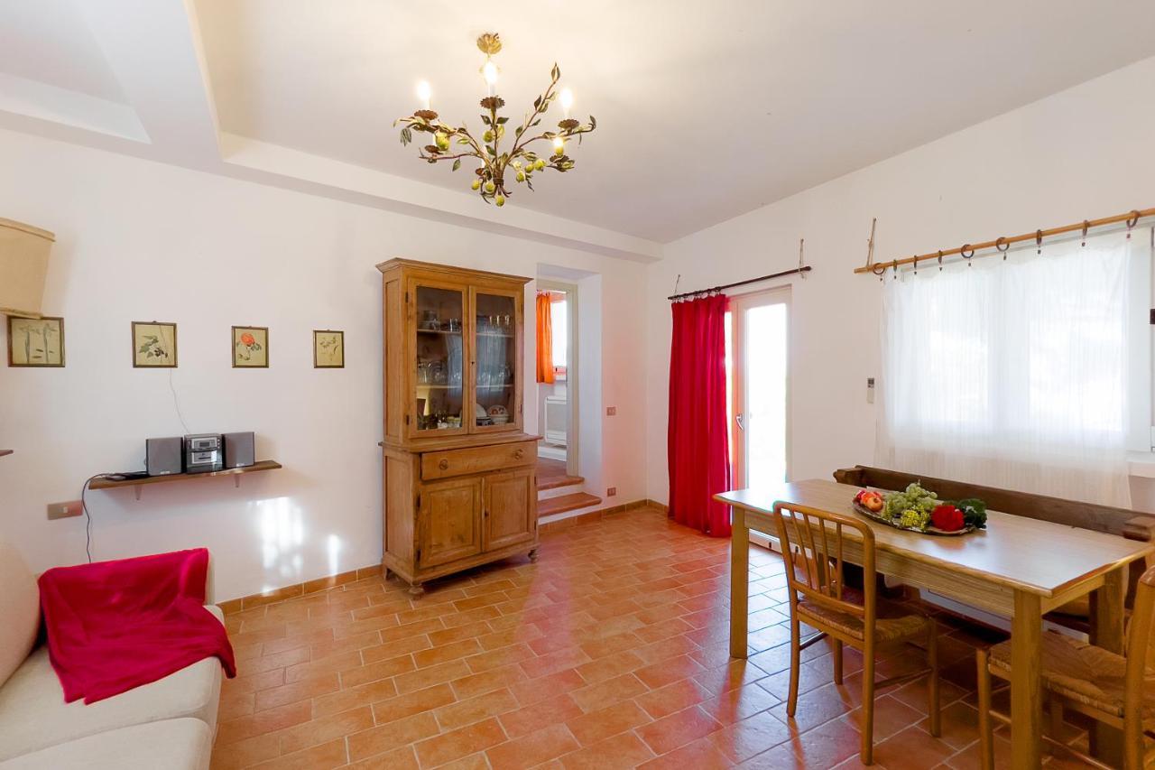 Villa Caterina Quiete E Mare-Goelba SantʼAndrea Exterior foto